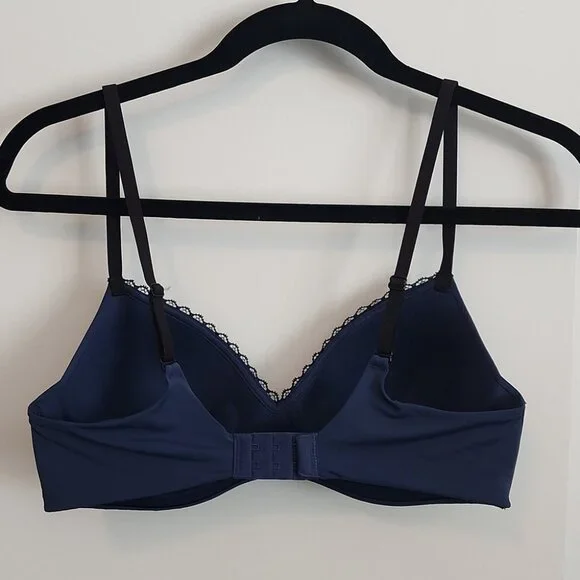 Maidenform bra 0220M8 RN#15763 size medium) - Picture 2 of 3